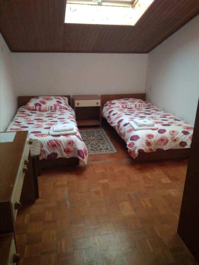 Gostisce Oddih Hotel Solkan Bagian luar foto